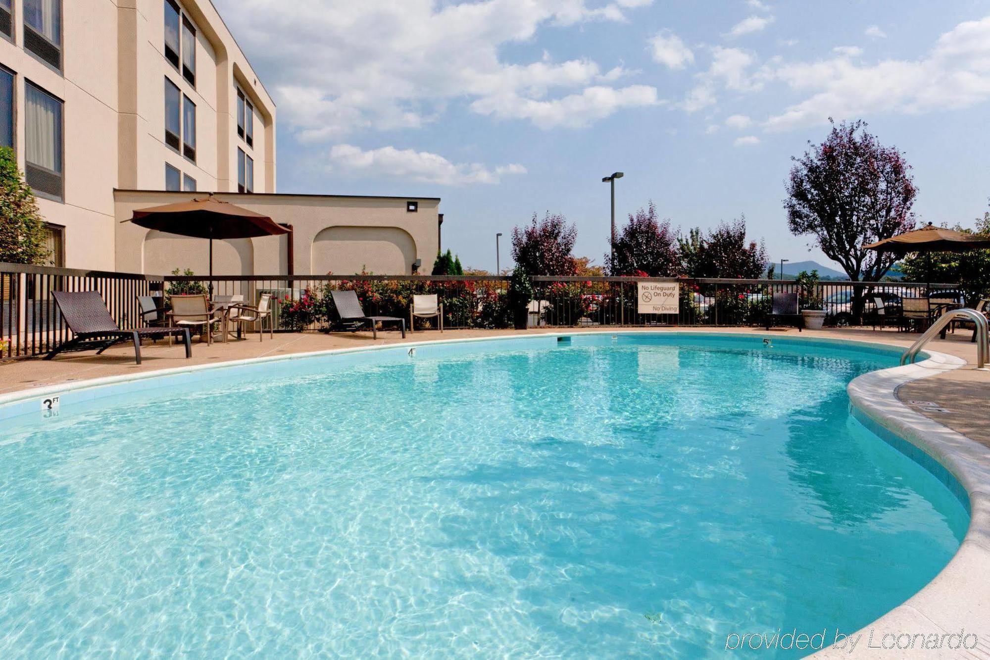 Hampton Inn Harrisonburg - University Съоръжения снимка